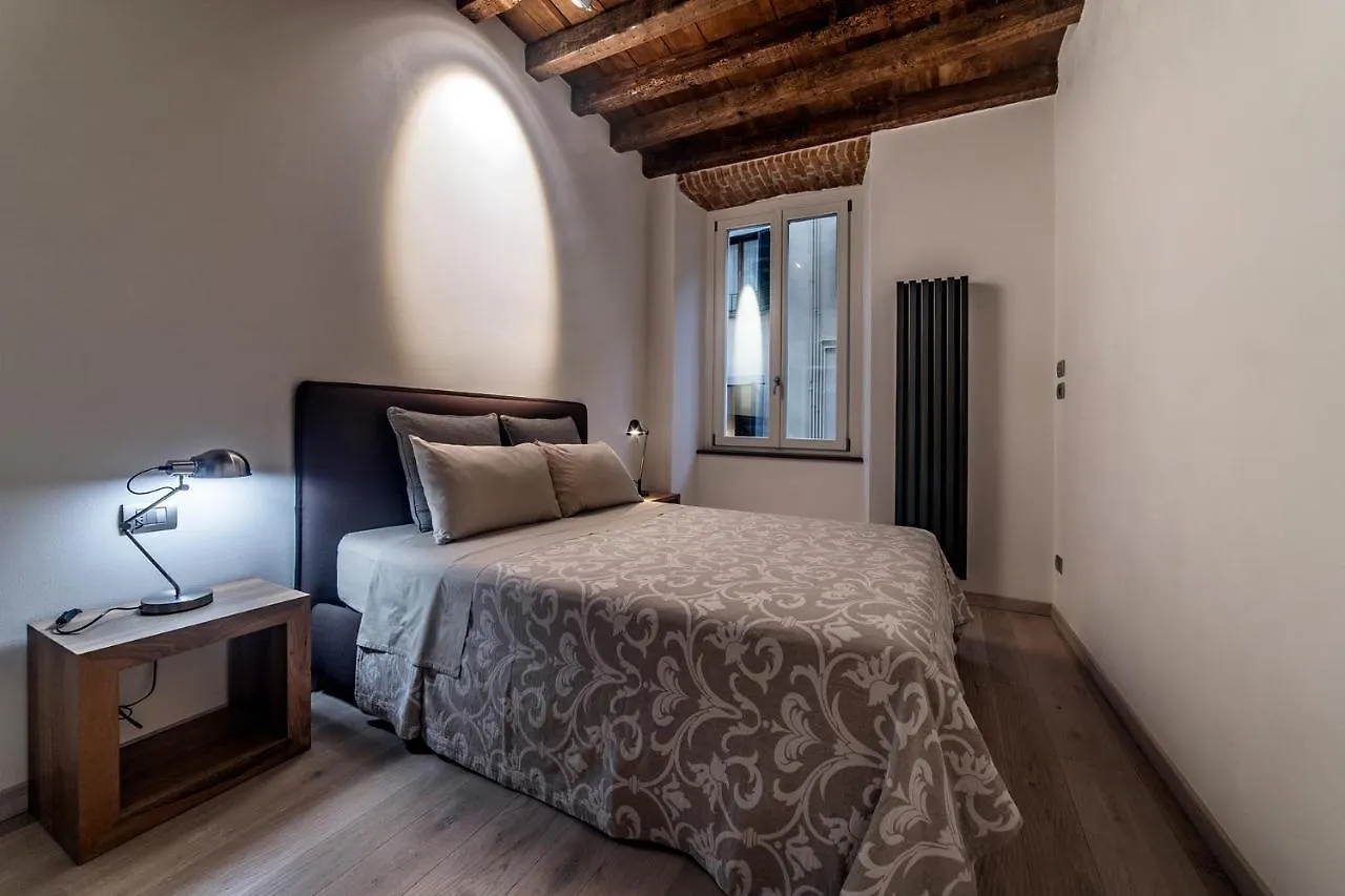 Borgo San Leonardo Apartment Bergamo 0*,  Italy